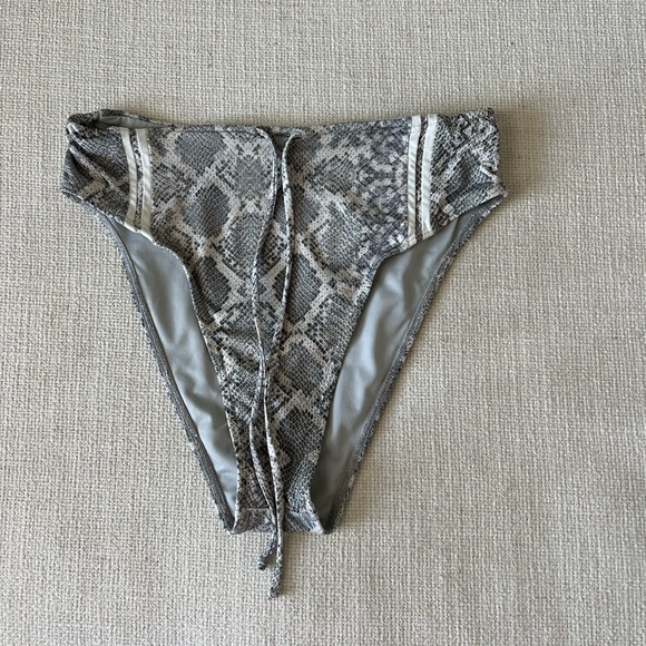 Frankie's Bikinis Jetty Bikini Bottom Python - Picture 7 of 9